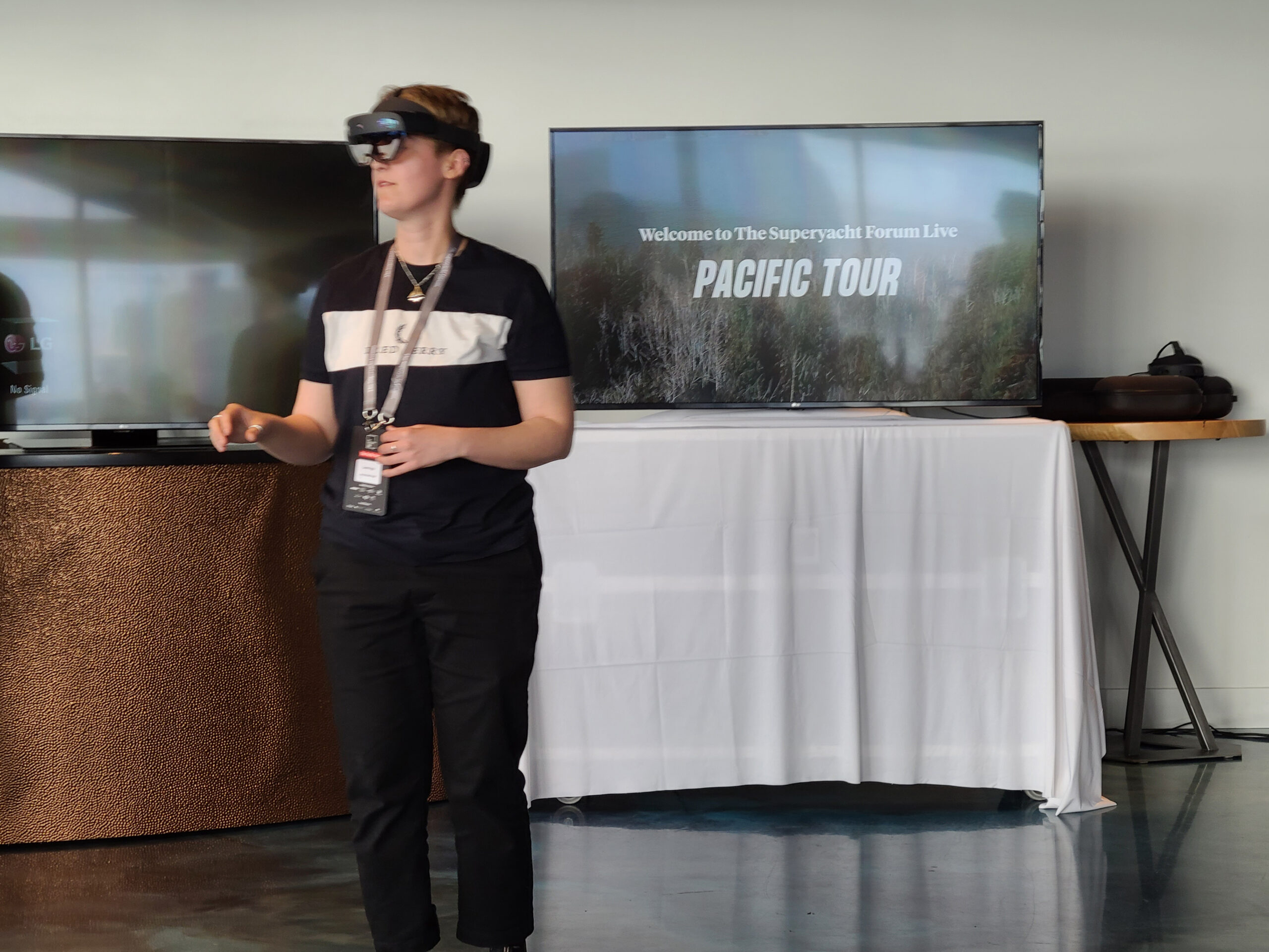 Ron Holland Design Engineer Laura Fuge experiences VR engine room at the Superyacht Forum, Victoria BC